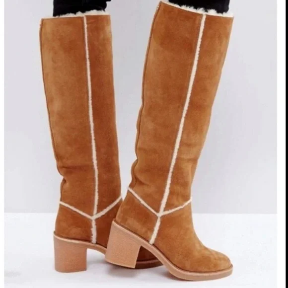UGG Tall Kasen Boots! - Picture 2 of 10